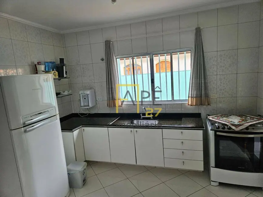 Foto 7 de Casa com 2 quartos à venda, 250m2 em Centro, Aruja - SP