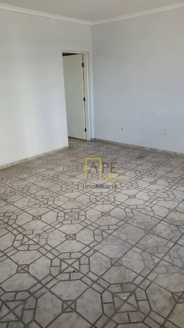 Foto 2 de Sala Comercial para alugar, 300m2 em Vila Marieta, São Paulo - SP