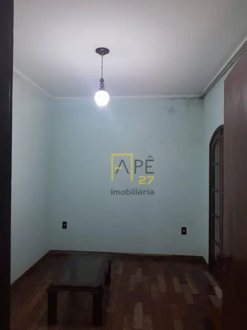 Sobrado com 3 quartos à venda, 150m2 em Vila Carmela I, Guarulhos - SP - imagem 4 Foto 4 de Sobrado com 3 quartos à venda, 150m2 em Vila Carmela I, Guarulhos - SP