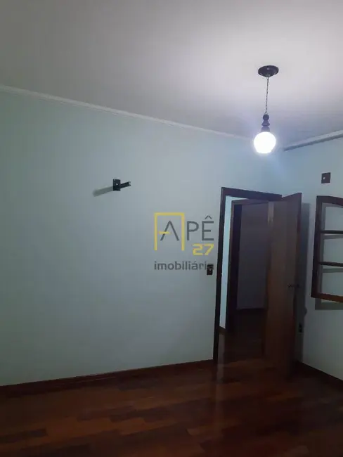 Sobrado com 3 quartos à venda, 150m2 em Vila Carmela I, Guarulhos - SP - imagem 3 Foto 3 de Sobrado com 3 quartos à venda, 150m2 em Vila Carmela I, Guarulhos - SP