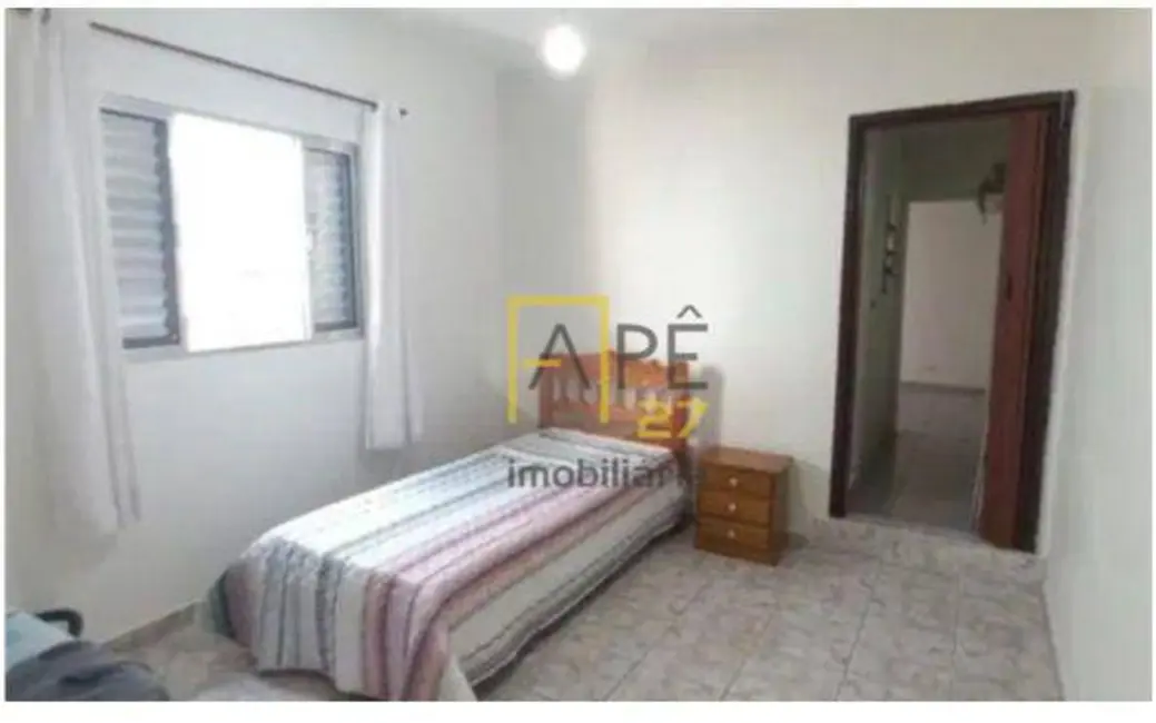 Foto 9 de Sobrado com 3 quartos à venda, 161m2 em Parque Ramos Freitas, São Paulo - SP