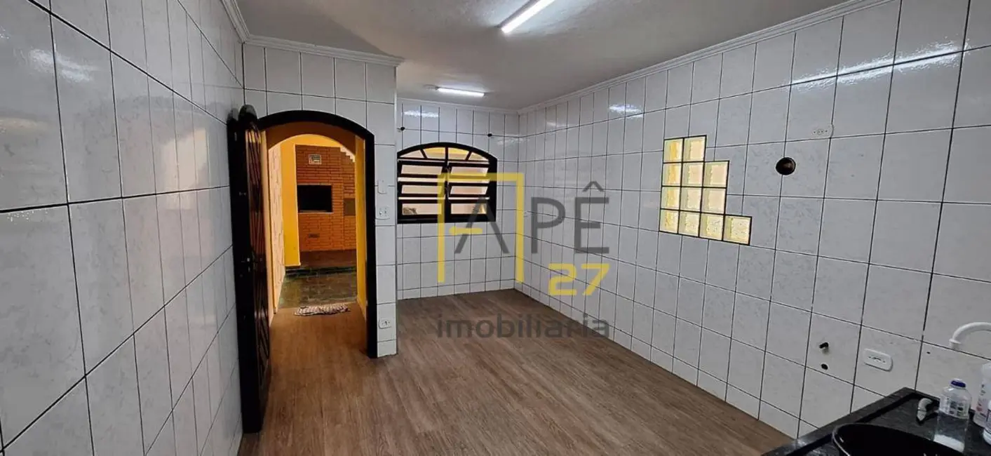 Foto 8 de Sobrado com 3 quartos à venda, 190m2 em Jardim Bela Vista, Guarulhos - SP