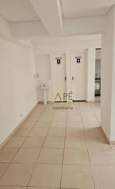 Apartamento com 2 quartos para alugar, 60m2 em Parque Continental II, Guarulhos - SP - imagem 8 Foto 8 de Apartamento com 2 quartos para alugar, 60m2 em Parque Continental II, Guarulhos - SP