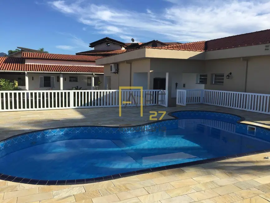 Casa com 5 quartos à venda, 900m2 em Cananeia - SP - imagem 1 Foto 1 de Casa com 5 quartos à venda, 900m2 em Cananeia - SP