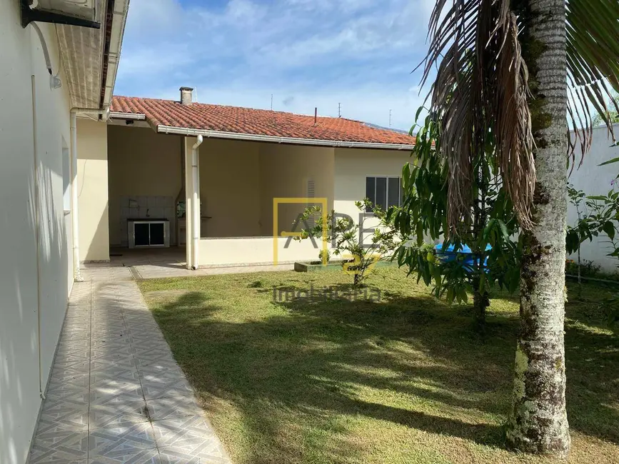Sobrado com 3 quartos à venda, 900m2 em Cananeia - SP - imagem 2 Foto 2 de Sobrado com 3 quartos à venda, 900m2 em Cananeia - SP