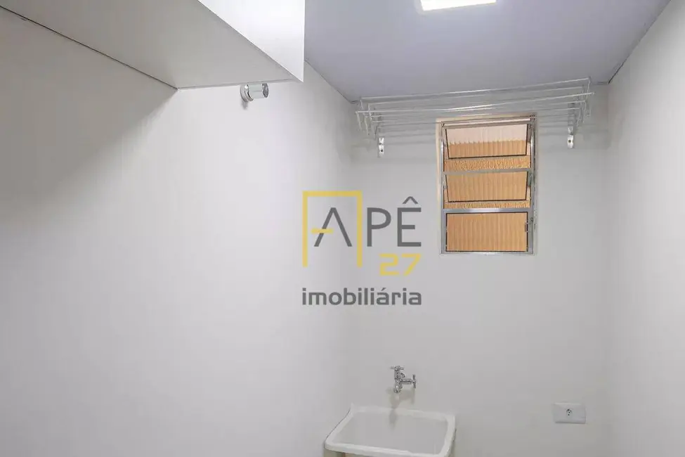 Kitnet com 1 quarto para alugar, 26m2 em Vila Dorna, São Paulo - SP - imagem 5 Foto 5 de Kitnet com 1 quarto para alugar, 26m2 em Vila Dorna, São Paulo - SP