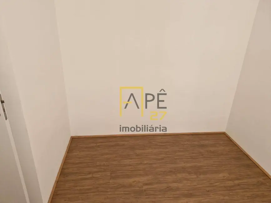 Foto 4 de Apartamento com 2 quartos para alugar, 33m2 em Parque Novo Mundo, São Paulo - SP