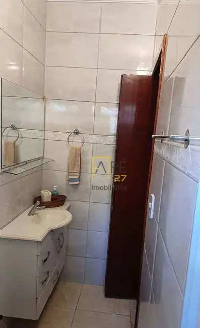 Foto 8 de Casa com 4 quartos à venda, 250m2 em Jardim São João, Guarulhos - SP