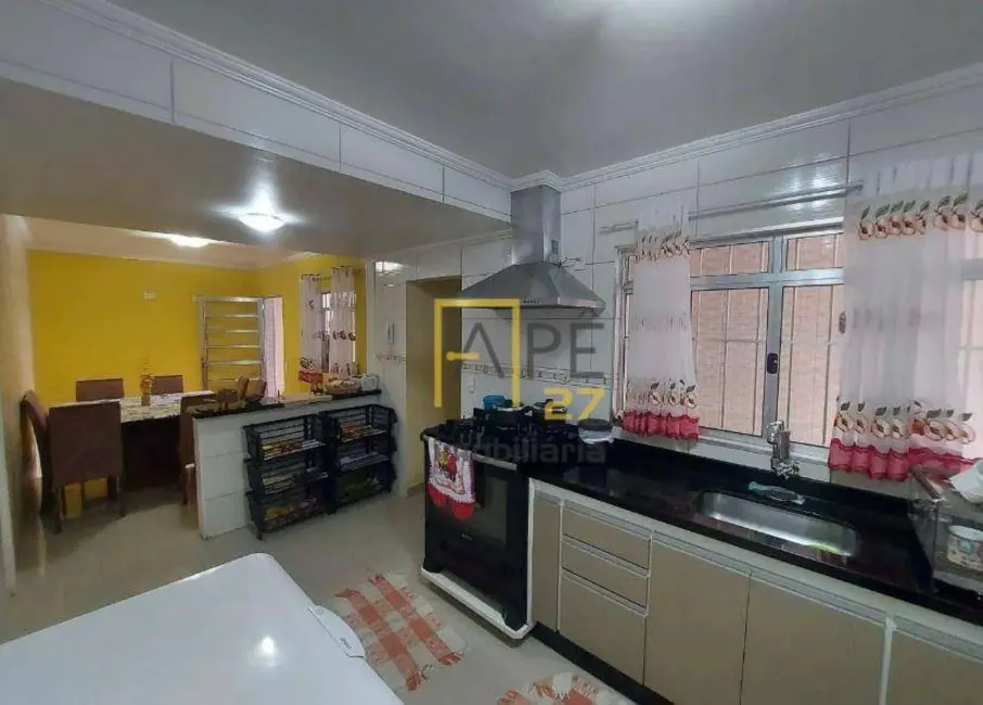 Foto 9 de Casa com 4 quartos à venda, 250m2 em Jardim São João, Guarulhos - SP