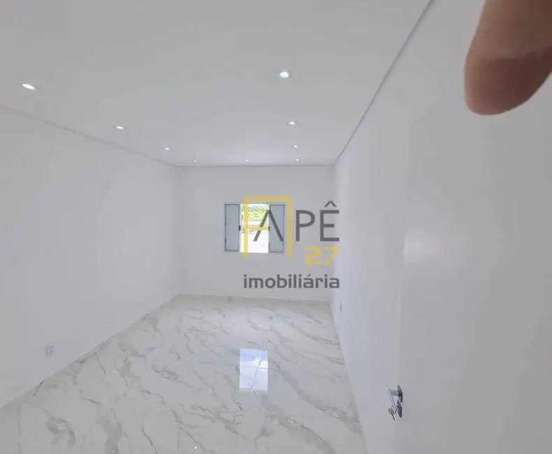 Casa com 3 quartos à venda, 110m2 em Vila Nossa Senhora de Fátima, Guarulhos - SP - imagem 2 Foto 2 de Casa com 3 quartos à venda, 110m2 em Vila Nossa Senhora de Fátima, Guarulhos - SP