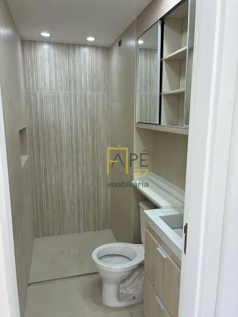 Foto 3 de Apartamento com 2 quartos à venda, 36m2 em Vila das Bandeiras, Guarulhos - SP