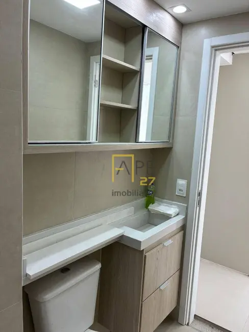 Foto 2 de Apartamento com 2 quartos à venda, 36m2 em Vila das Bandeiras, Guarulhos - SP