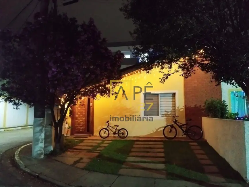 Foto 1 de Casa de Condomínio com 2 quartos à venda, 150m2 em Jardim Adriana, Guarulhos - SP