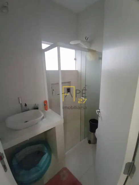 Foto 2 de Sobrado com 2 quartos à venda, 50m2 em Massaguaçu, Caraguatatuba - SP