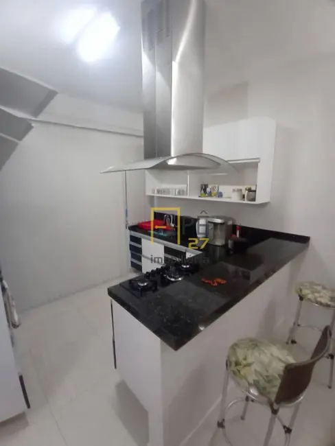 Foto 8 de Sobrado com 2 quartos à venda, 50m2 em Massaguaçu, Caraguatatuba - SP