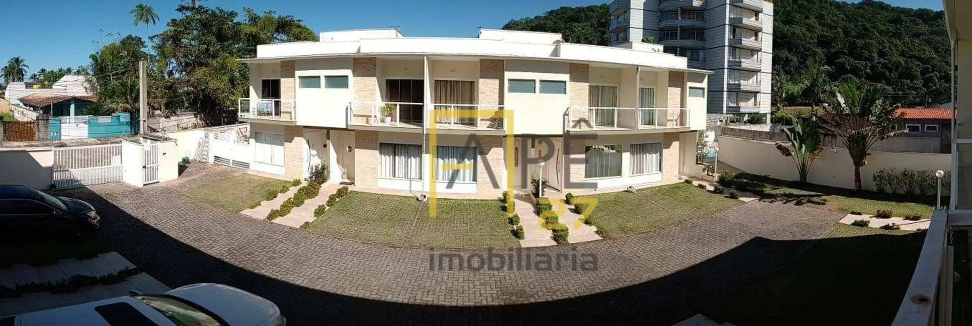Foto 1 de Sobrado com 2 quartos à venda, 50m2 em Massaguaçu, Caraguatatuba - SP
