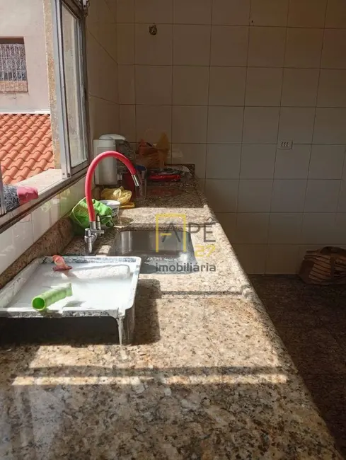 Sobrado com 3 quartos para alugar, 125m2 em Jardim Santa Cecília, Guarulhos - SP - imagem 8 Foto 8 de Sobrado com 3 quartos para alugar, 125m2 em Jardim Santa Cecília, Guarulhos - SP
