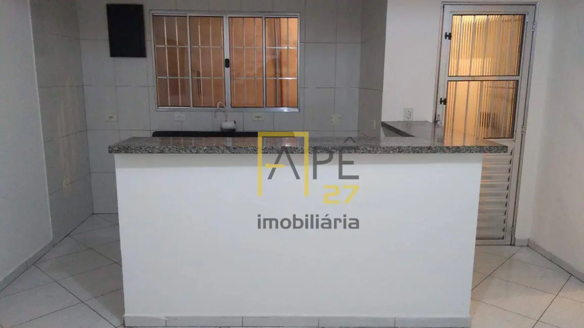 Casa com 2 quartos à venda, 182m2 em Jardim Palmira, Guarulhos - SP - imagem 7 Foto 7 de Casa com 2 quartos à venda, 182m2 em Jardim Palmira, Guarulhos - SP