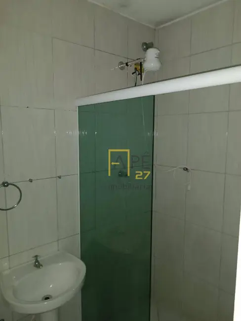 Casa com 2 quartos à venda, 182m2 em Jardim Palmira, Guarulhos - SP - imagem 9 Foto 9 de Casa com 2 quartos à venda, 182m2 em Jardim Palmira, Guarulhos - SP