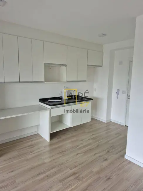 Foto 1 de Kitnet com 1 quarto para alugar, 40m2 em Vila Camargos, Guarulhos - SP