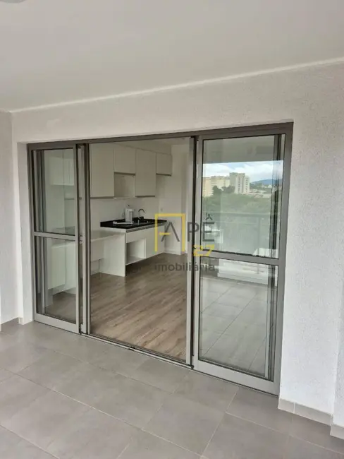 Foto 3 de Kitnet com 1 quarto para alugar, 40m2 em Vila Camargos, Guarulhos - SP