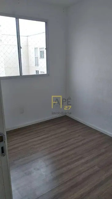 Foto 2 de Apartamento com 2 quartos para alugar, 40m2 em Jardim IV Centenário, Guarulhos - SP