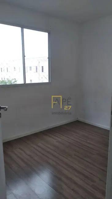 Foto 3 de Apartamento com 2 quartos para alugar, 40m2 em Jardim IV Centenário, Guarulhos - SP