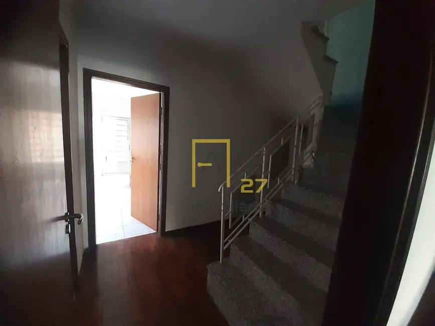 Sobrado com 3 quartos para alugar, 120m2 em Macedo, Guarulhos - SP - imagem 2 Foto 2 de Sobrado com 3 quartos para alugar, 120m2 em Macedo, Guarulhos - SP