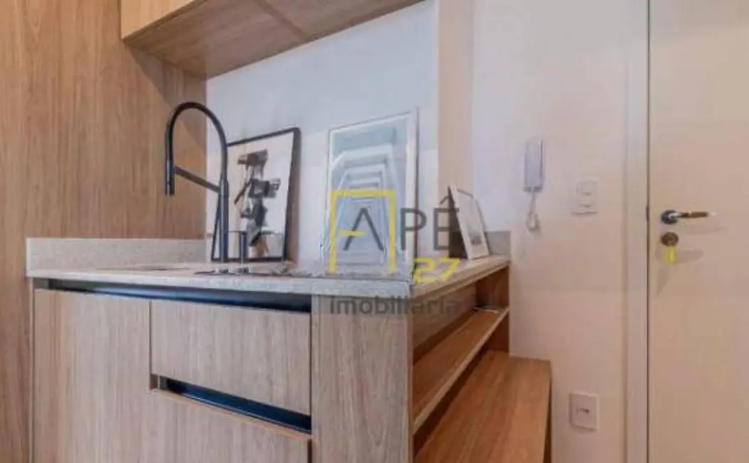 Kitnet com 1 quarto à venda e para alugar, 19m2 em Vila Romana, São Paulo - SP - imagem 8 Foto 8 de Kitnet com 1 quarto à venda e para alugar, 19m2 em Vila Romana, São Paulo - SP
