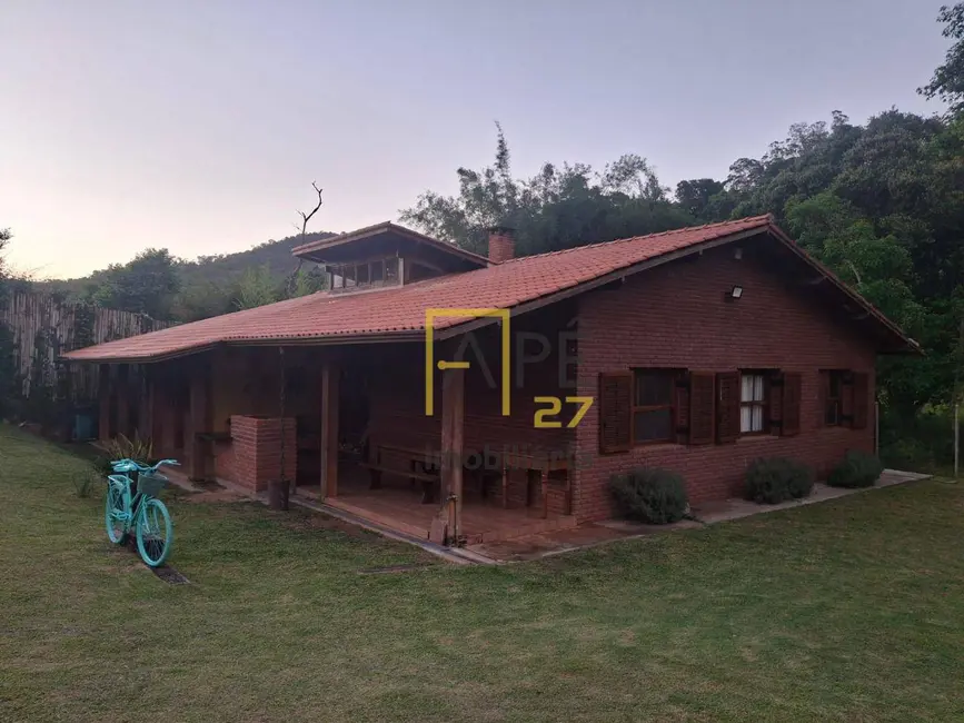 Foto 2 de Chácara à venda, 1500m2 em Jardim Estância Brasil, Atibaia - SP