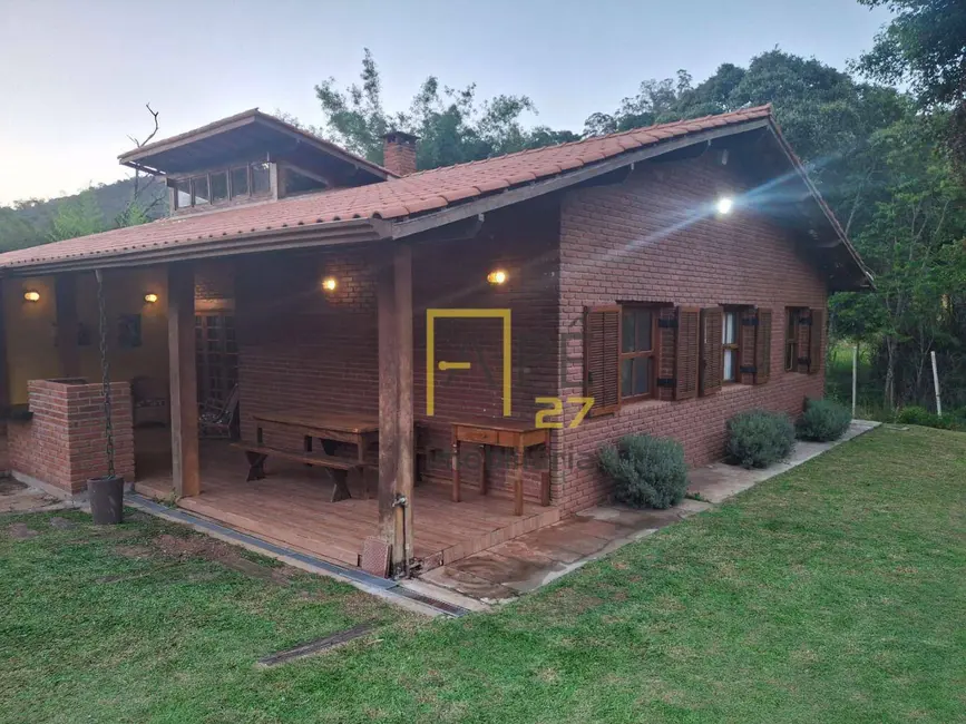 Foto 12 de Chácara à venda, 1500m2 em Jardim Estância Brasil, Atibaia - SP