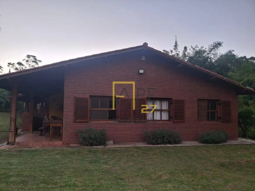 Foto 1 de Chácara à venda, 1500m2 em Jardim Estância Brasil, Atibaia - SP