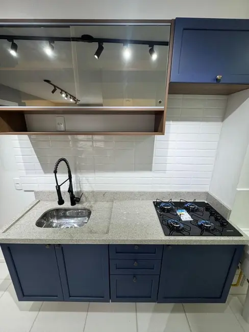 Foto 2 de Apartamento com 2 quartos à venda, 36m2 em Vila das Bandeiras, Guarulhos - SP