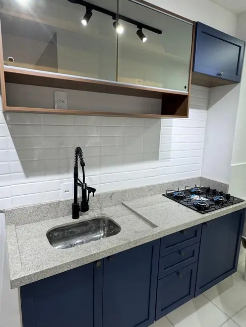 Foto 3 de Apartamento com 2 quartos à venda, 36m2 em Vila das Bandeiras, Guarulhos - SP