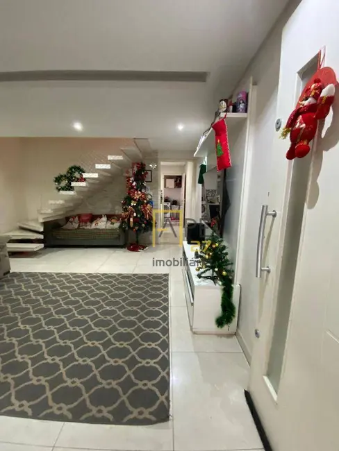 Foto 1 de Sobrado com 3 quartos à venda, 66m2 em Vila Zamataro, Guarulhos - SP