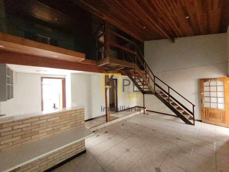 Sobrado com 2 quartos à venda e para alugar, 200m2 em Centro, Guarulhos - SP - imagem 1 Foto 1 de Sobrado com 2 quartos à venda e para alugar, 200m2 em Centro, Guarulhos - SP