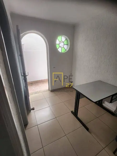 Foto 4 de Casa com 2 quartos para alugar, 100m2 em Jardim Santa Mena, Guarulhos - SP