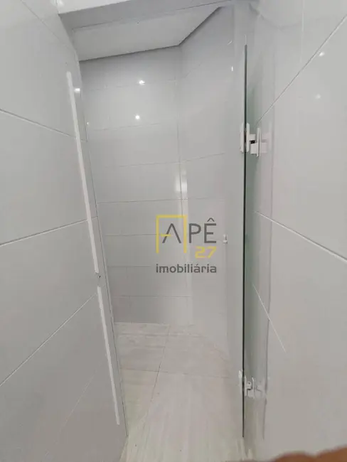 Armazém / Galpão para alugar, 370m2 em Cidade Aracilia, Guarulhos - SP - imagem 4 Foto 4 de Armazém / Galpão para alugar, 370m2 em Cidade Aracilia, Guarulhos - SP