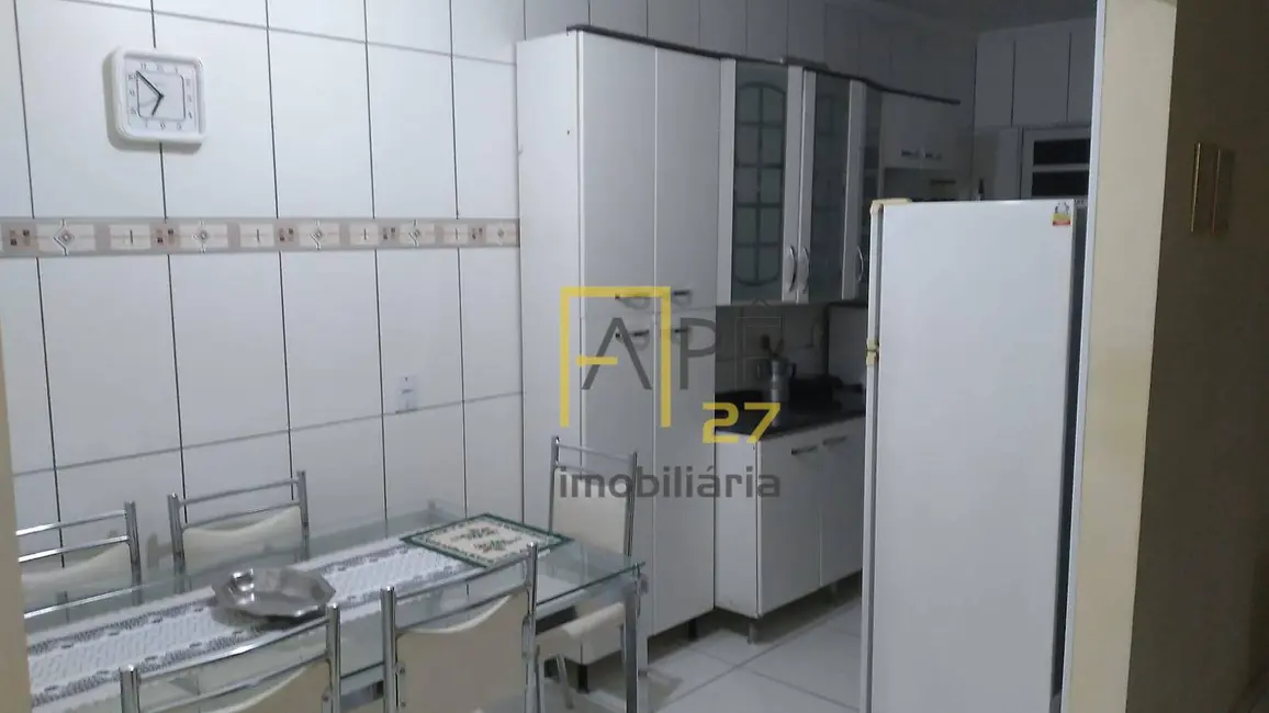Foto 5 de Casa com 3 quartos à venda, 140m2 em Jardim das Palmeiras, Atibaia - SP