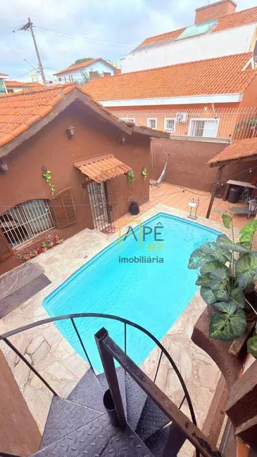 Foto 1 de Casa com 3 quartos à venda, 250m2 em Santa Teresinha, São Paulo - SP