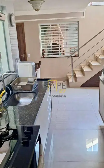 Sobrado com 3 quartos à venda, 80m2 em Jardim do Colégio (Zona Norte), São Paulo - SP - imagem 5 Foto 5 de Sobrado com 3 quartos à venda, 80m2 em Jardim do Colégio (Zona Norte), São Paulo - SP