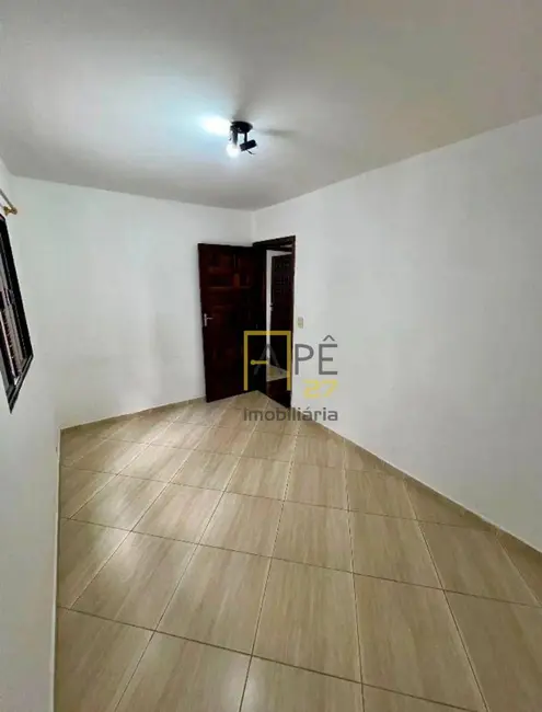 Foto 2 de Apartamento com 2 quartos para alugar, 52m2 em Jardim Valéria, Guarulhos - SP