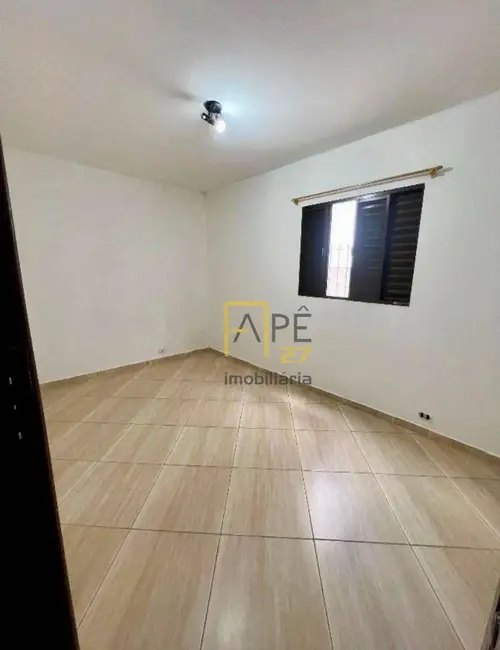 Foto 3 de Apartamento com 2 quartos para alugar, 52m2 em Jardim Valéria, Guarulhos - SP
