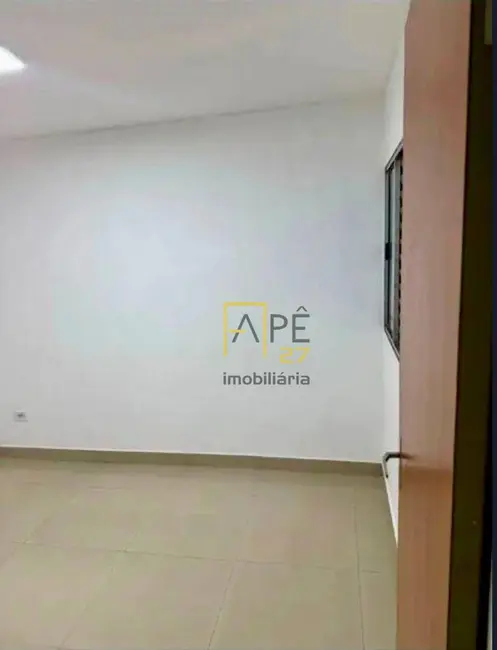 Foto 2 de Apartamento com 2 quartos à venda, 45m2 em Guarulhos - SP