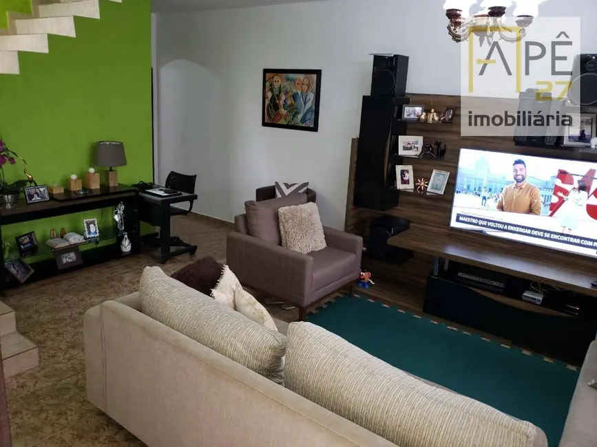 Sobrado com 4 quartos à venda, 240m2 em Parque Continental II, Guarulhos - SP - imagem 5 Foto 5 de Sobrado com 4 quartos à venda, 240m2 em Parque Continental II, Guarulhos - SP