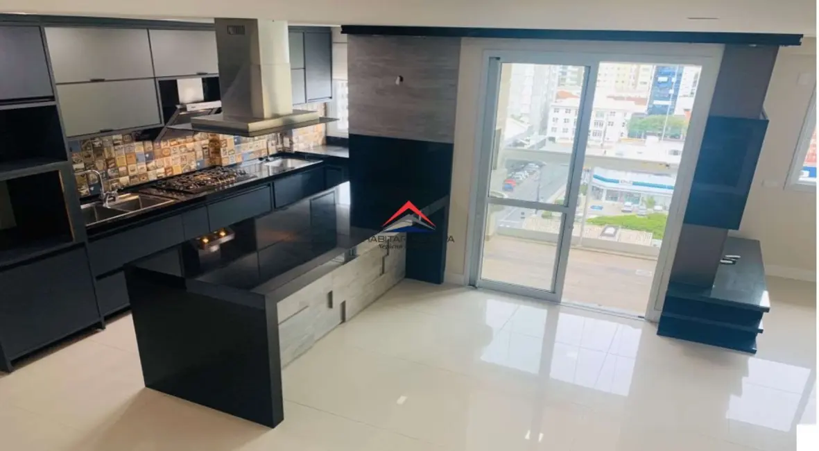 Apartamento com 3 quartos à venda, 135m2 em Centro, Florianopolis - SC - imagem 5 Foto 5 de Apartamento com 3 quartos à venda, 135m2 em Centro, Florianopolis - SC