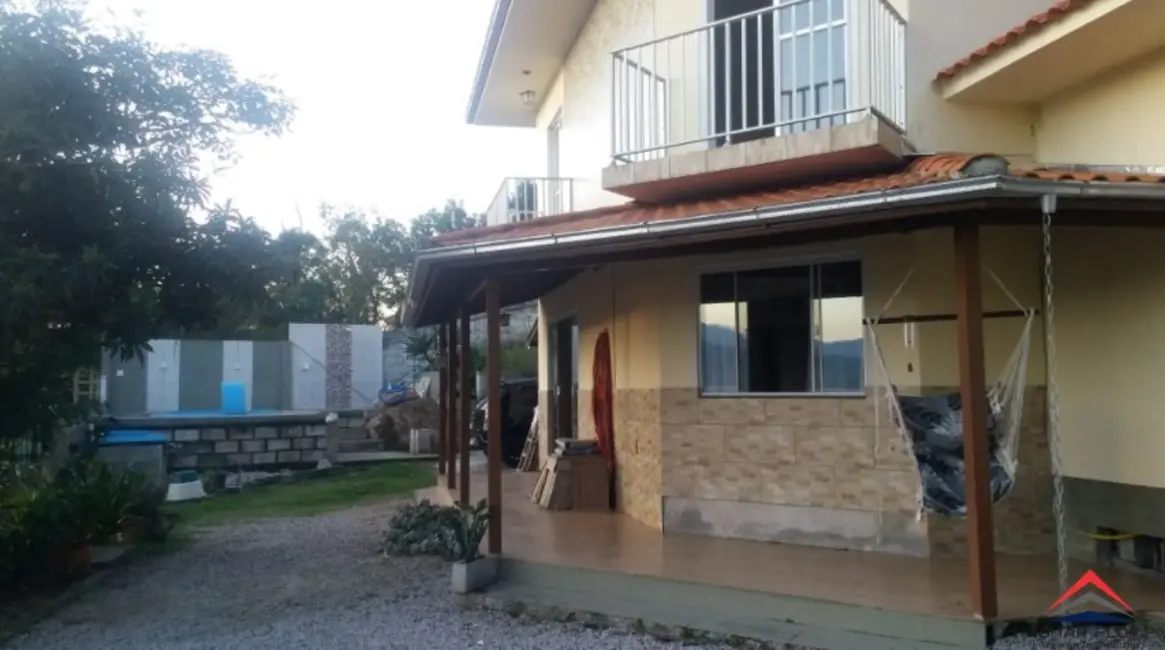 Foto 1 de Casa com 4 quartos à venda, 170m2 em Florianopolis - SC