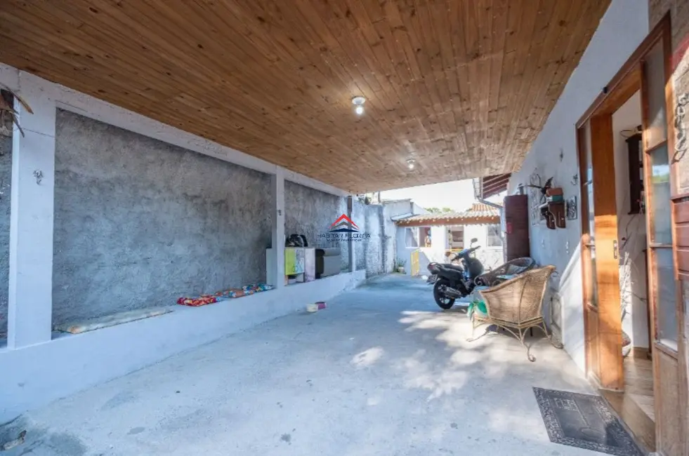 Foto 2 de Casa com 4 quartos à venda, 80m2 em Monte Verde, Florianopolis - SC