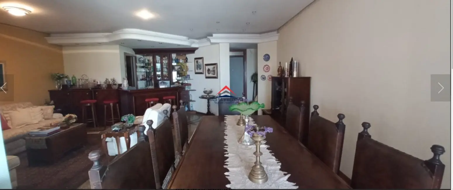 Foto 1 de Apartamento com 3 quartos à venda, 331m2 em Centro, Florianopolis - SC