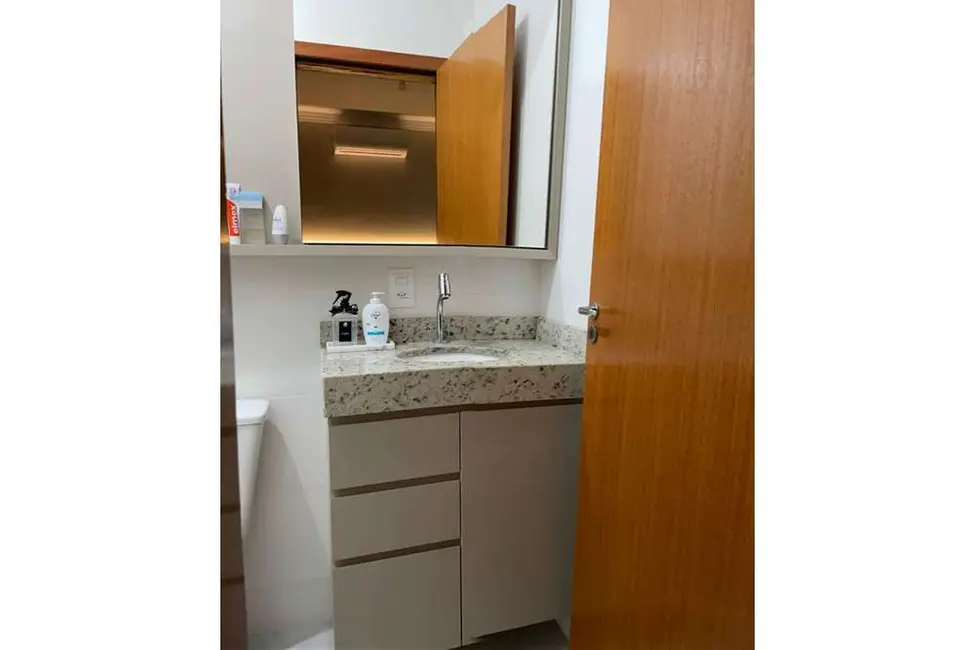 Foto 2 de Casa com 2 quartos à venda, 68m2 em Palhoca - SC